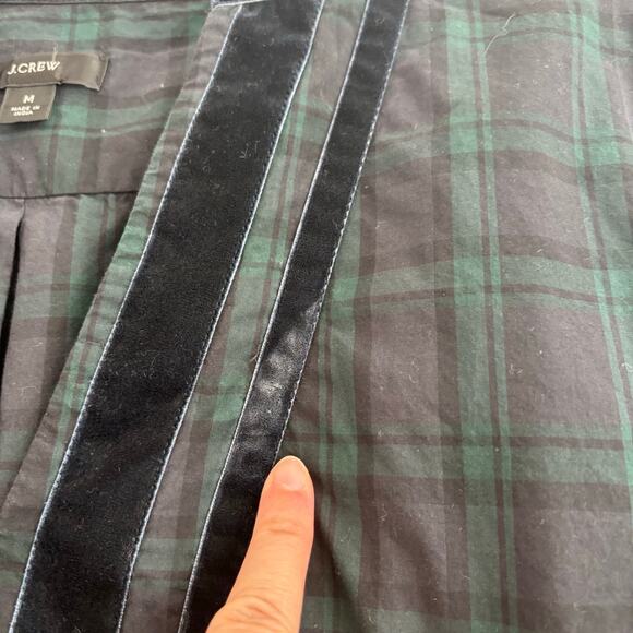 J crew Women’s Velvet-trimmed V-neck tunic in Black Watch Tartan Holiday M - Picture 10 of 10